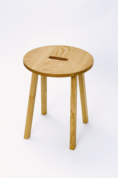 stool - HK iwatemo